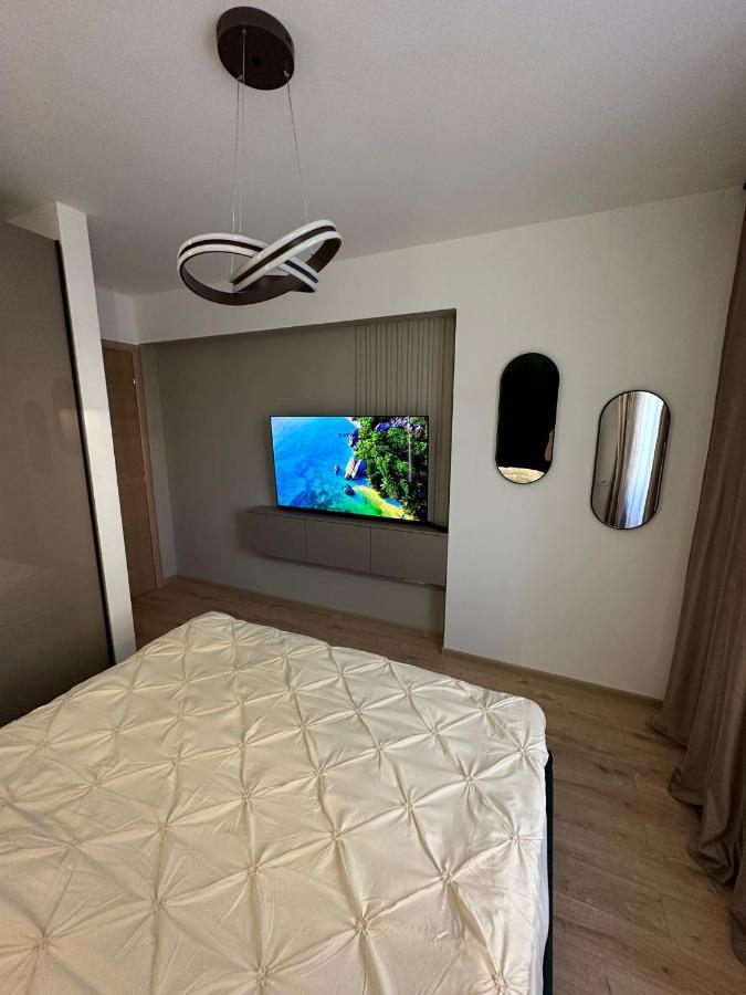 Coresi Luxury Apartments Braşov Buitenkant foto