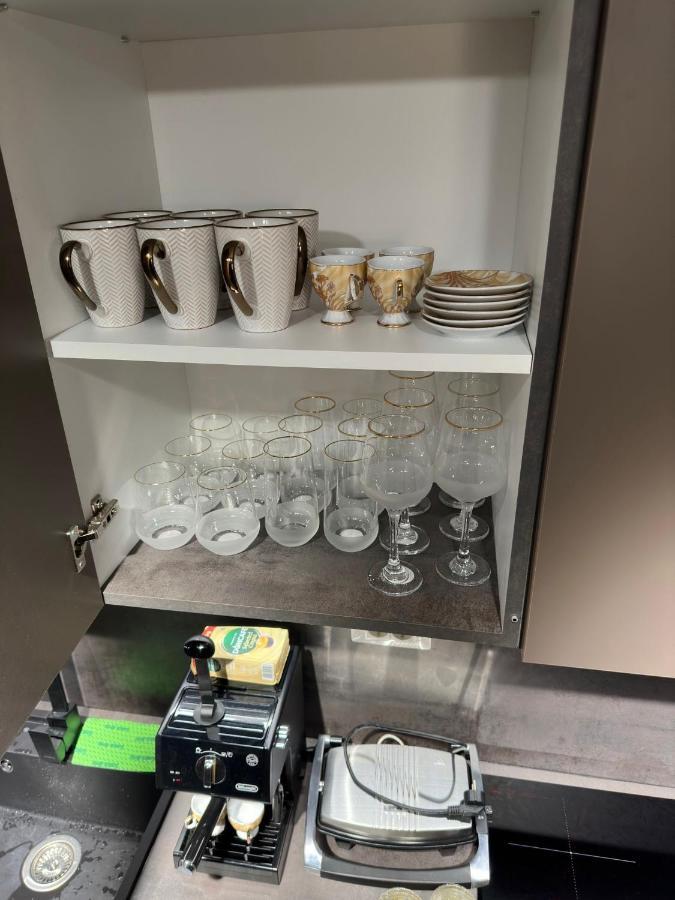 Coresi Luxury Apartments Braşov Buitenkant foto