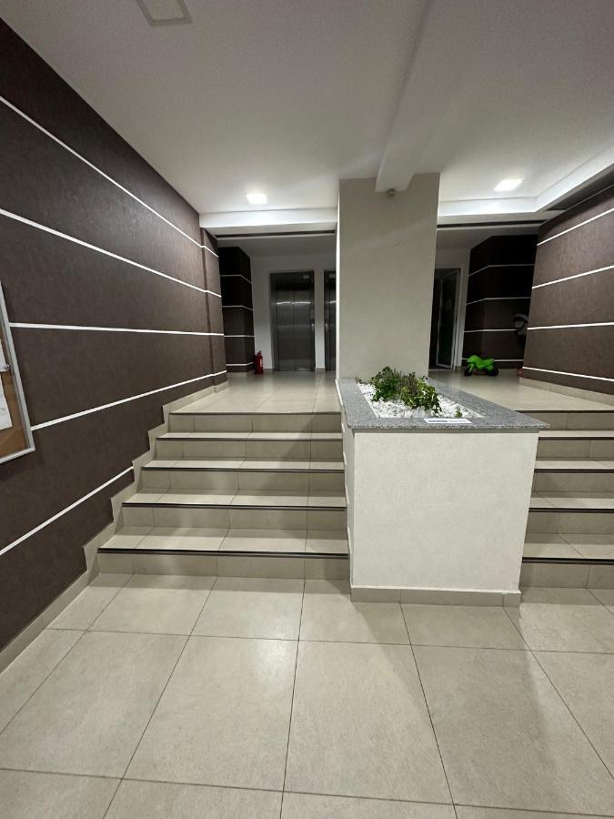 Coresi Luxury Apartments Braşov Buitenkant foto