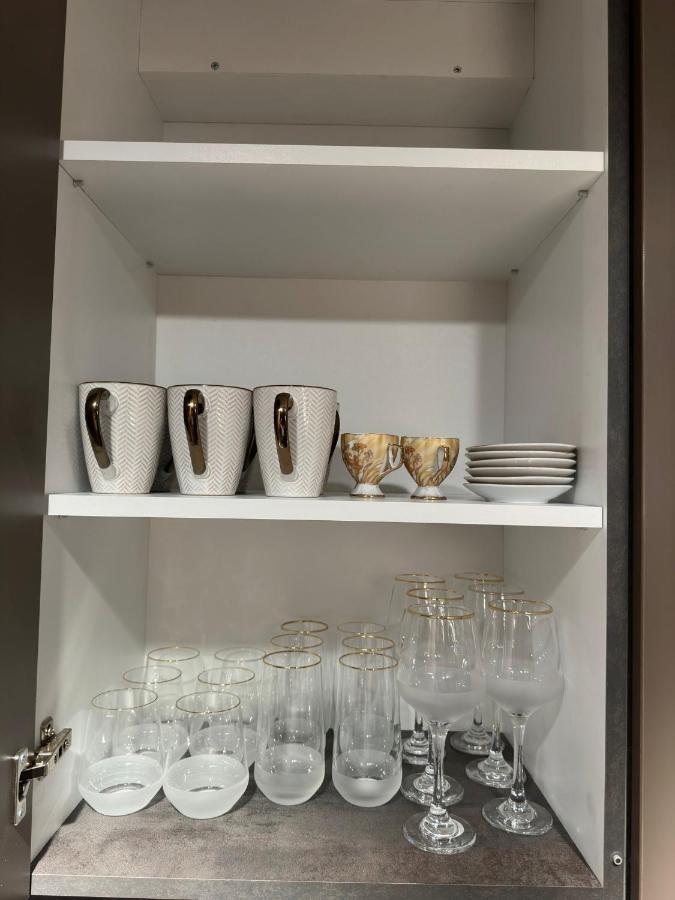 Coresi Luxury Apartments Braşov Buitenkant foto